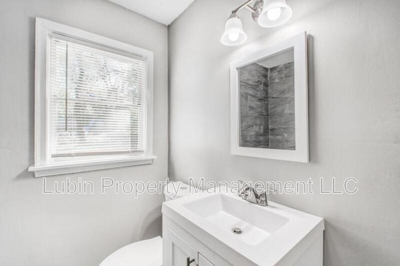 Photo - 3827 S Goodman Cir