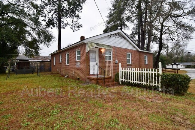 Photo - 1430 Jackson Rd House