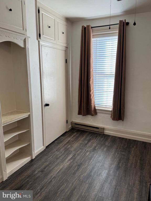 Photo - 50 N Carlisle St