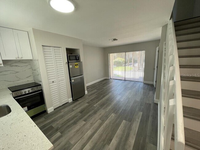10316 Turkey Lake Rd Unit 111 (A-07)