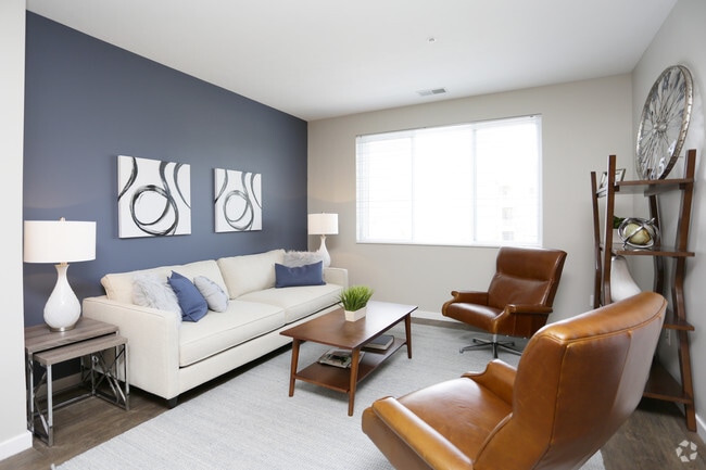 Large living space with spacious windows