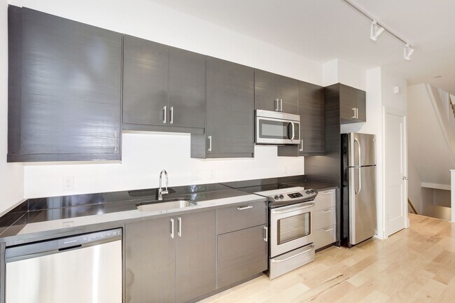 Photo - 215 Upshur St NW Unidad 5