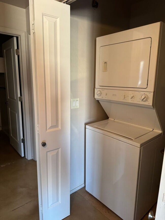 Photo - 4084 N 1st Ave