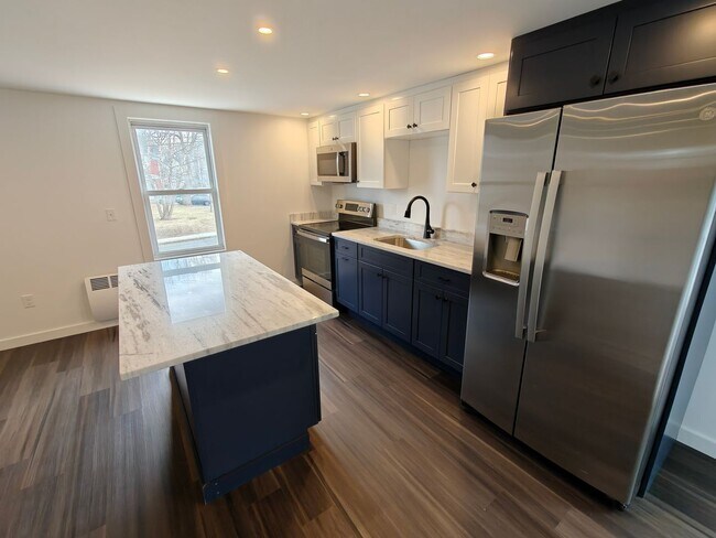 Photo - 225 State St Unidad Apt 3