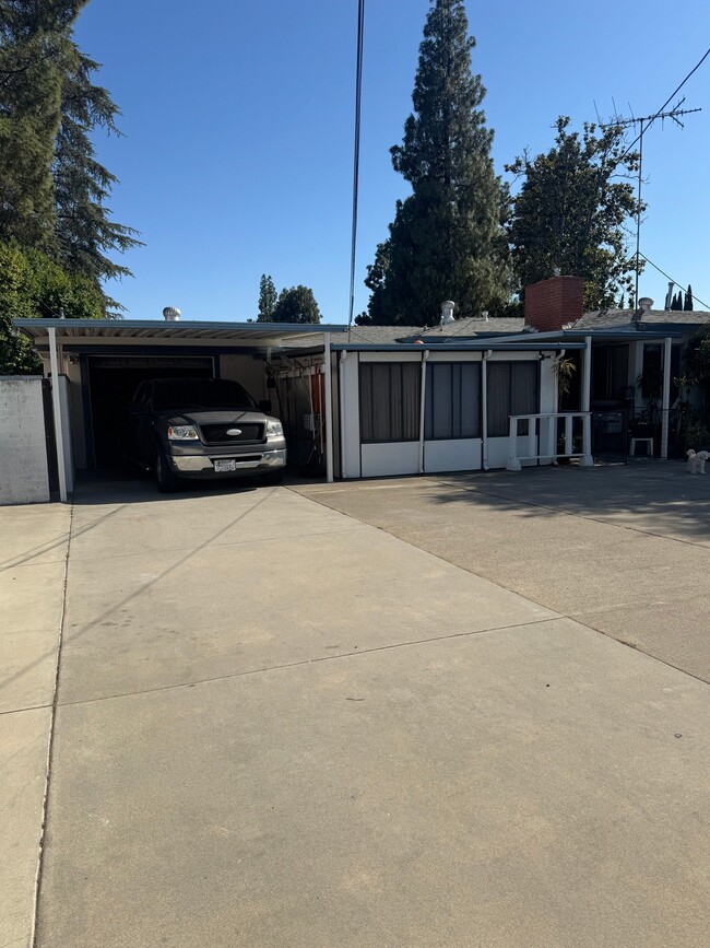 Photo - 2011 E Orange Grove Ave