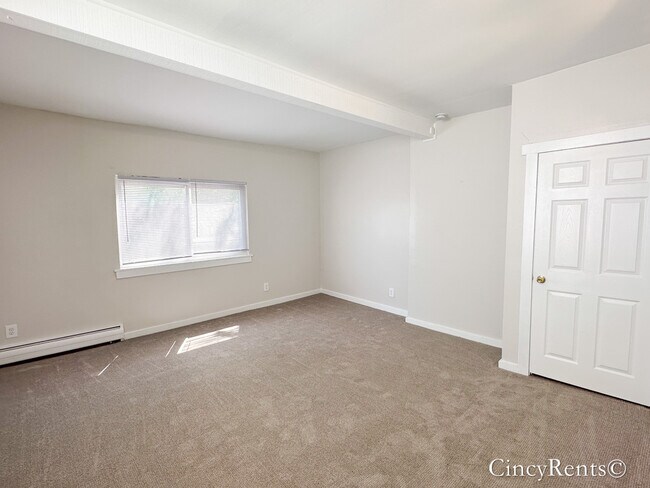 Photo - 1132 Fuller St Unit B