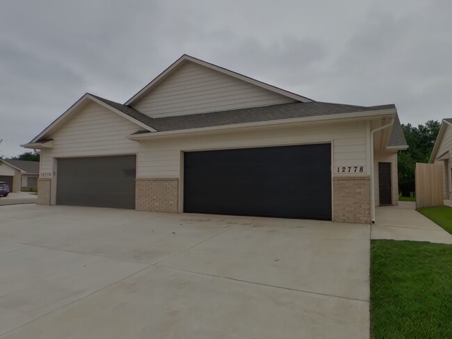 Photo - 12778 W Wheatland Ct House