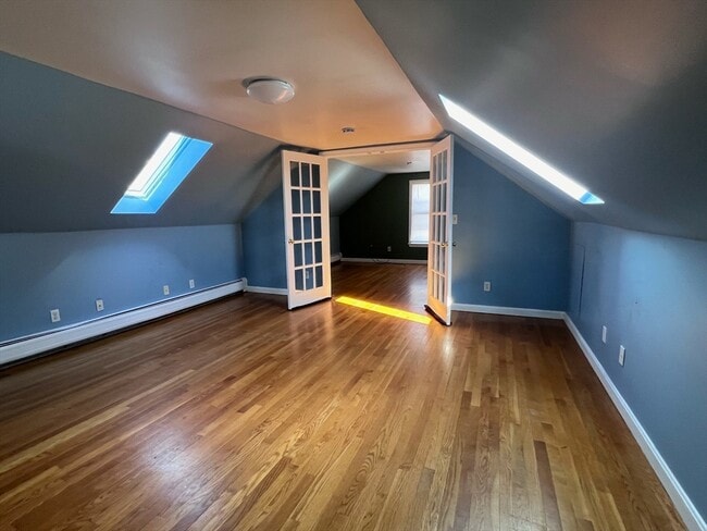Building Photo - 61 Brayton Ave Unit 3
