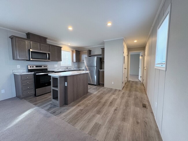 Photo - 10610 State Rte 762