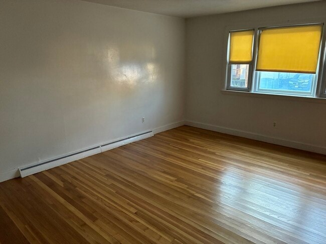 Photo - 70 W Selden St Unit 1