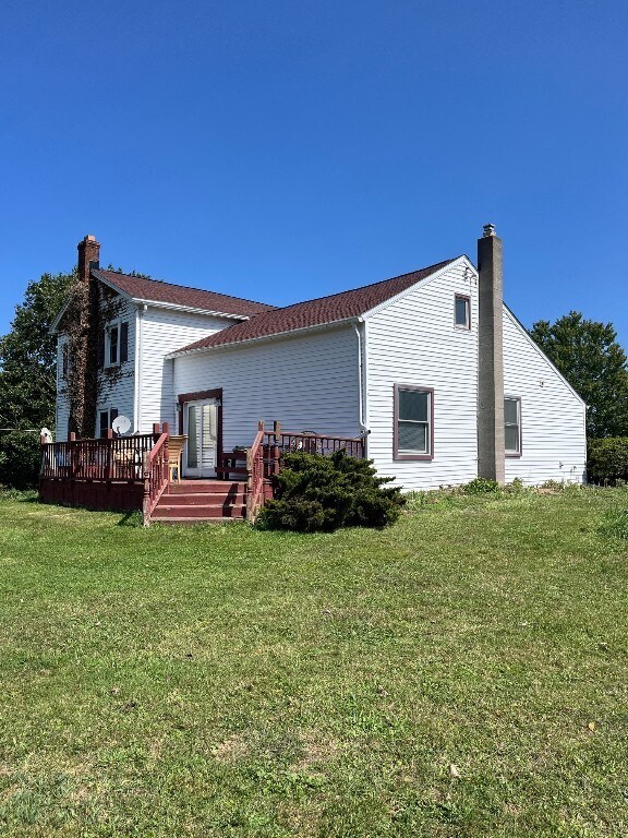 Photo - 7401 Sterrettania Rd