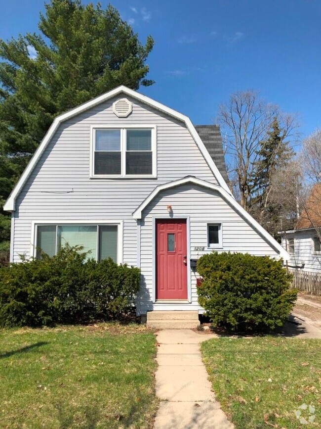 Building Photo - Charming 2-Bedroom, 1-Bathroom Remodeled Home