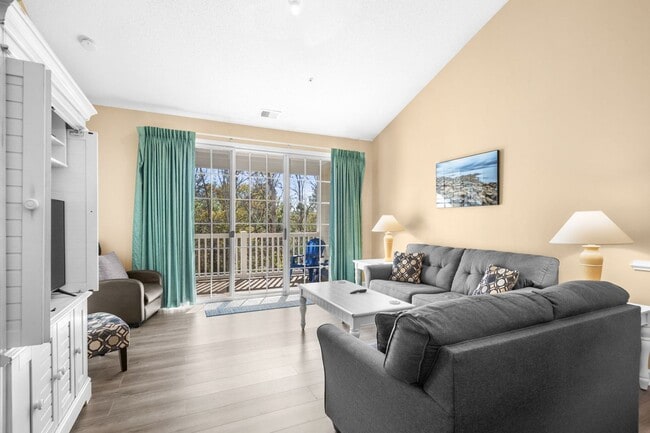 Photo - 6015 Catalina Dr