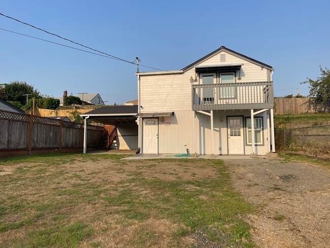 Photo - FULLY RENOVATED LESS THAN 2 YEARS - 2BED/1BATH WITH BONUS/OFFICE SPACE