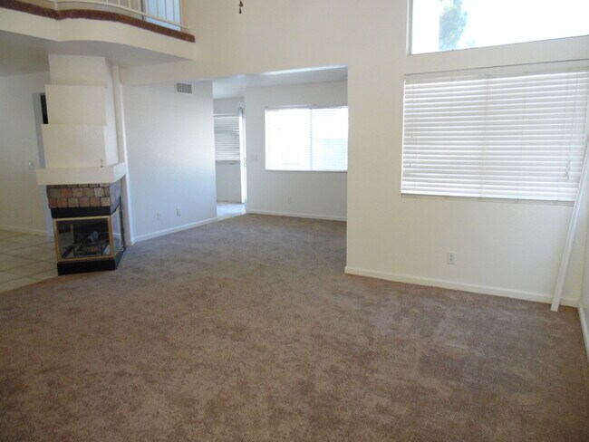 Photo - Desert Shores 3 bedroom with pool!
