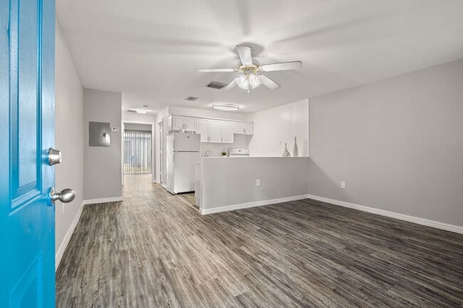 Photo - Villas of Legends Field South