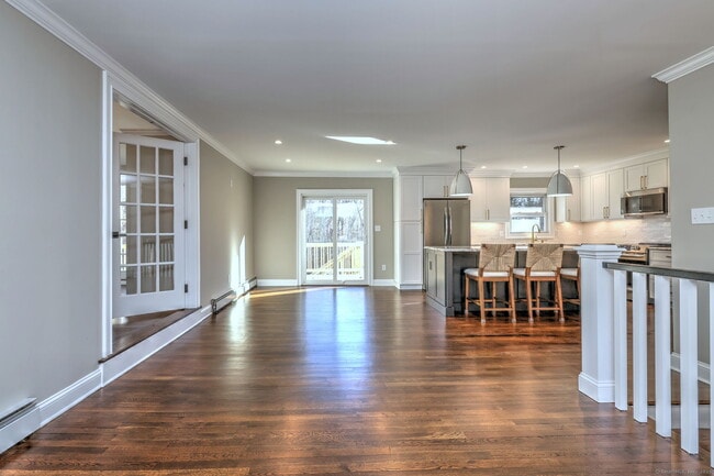 Photo - 155 Pastors Walk