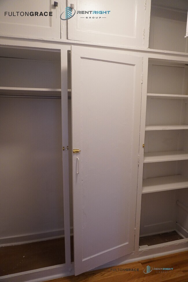 Photo - 426 W Briar Pl Condo Unit E7