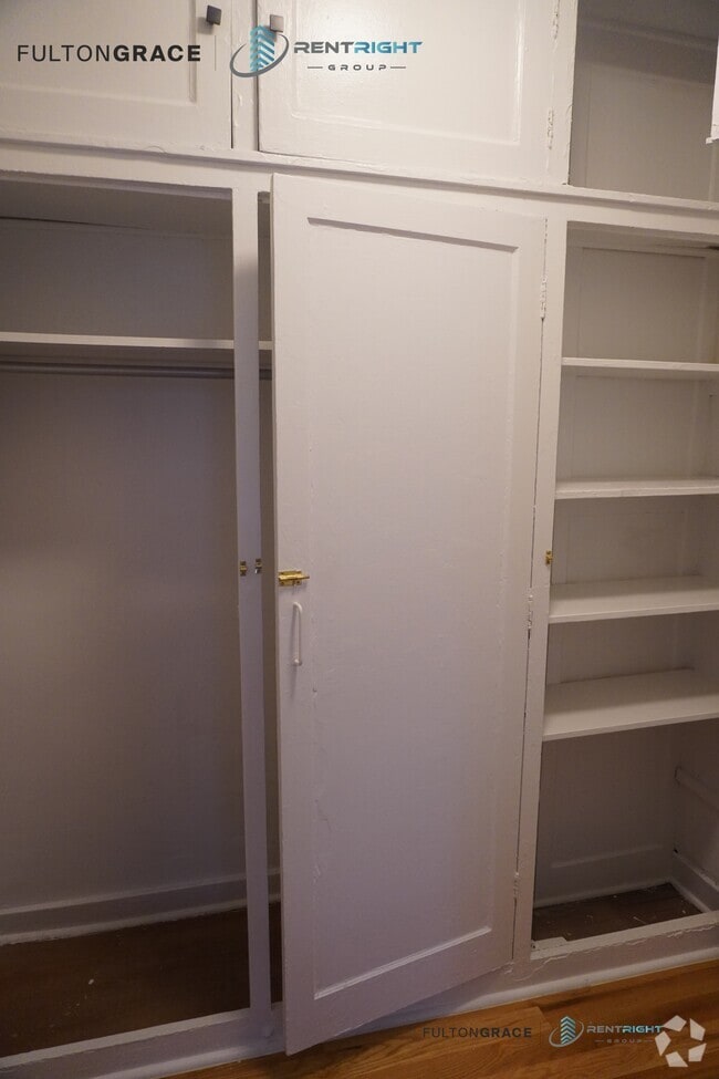 Building Photo - 426 W Briar Pl Unit E7 Rental