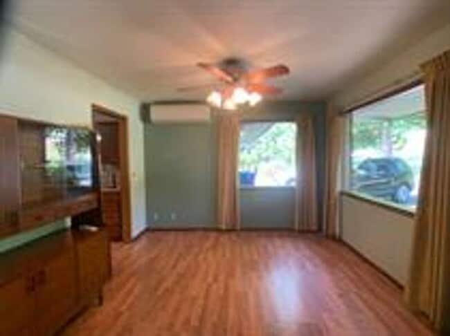 Photo - 603 S Davies Rd