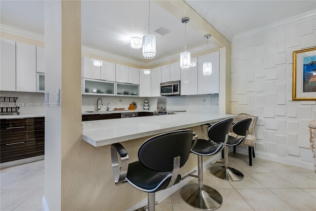 Photo - 1275 Yellowheart Way