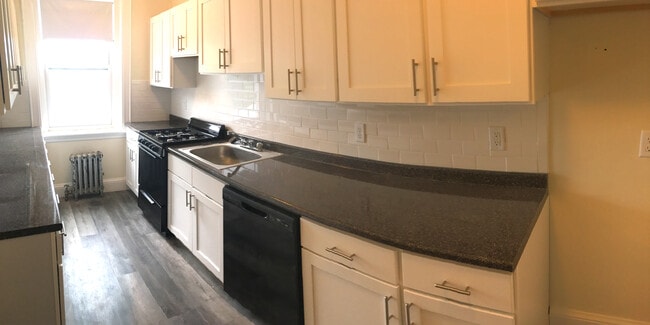 Photo - 2035 Commonwealth Ave Unit 4