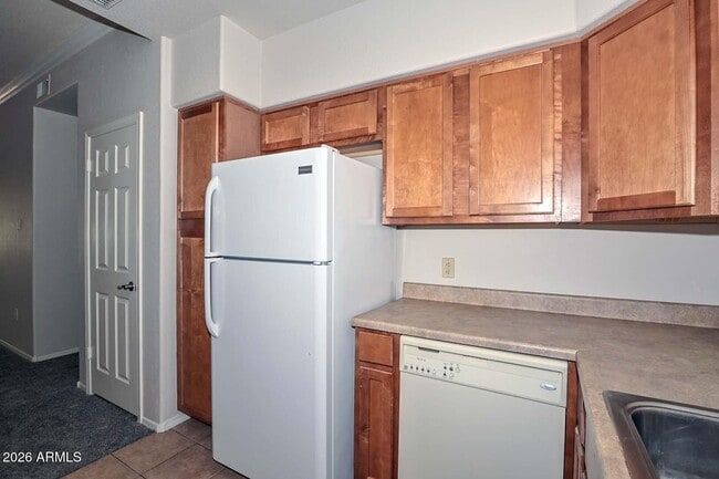 Photo - 750 E Northern Ave Unidad 1100