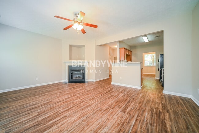 Photo - 2373 Bigwood Trail