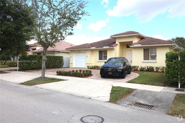 Building Photo - 2865 SW 139th Ave Rental
