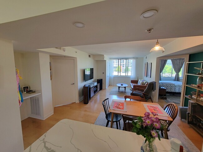 Photo - 1000 New Jersey Ave SE