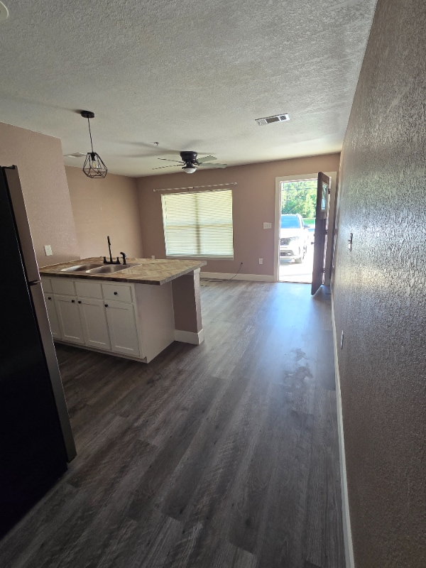 Photo - 2015 E Canal St Unidad B