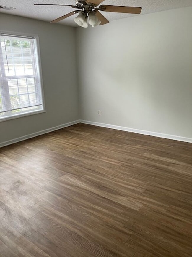 Photo - 5006-04 Unit 5006-04