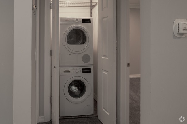 1BR,1BA - 630SF -Utilities