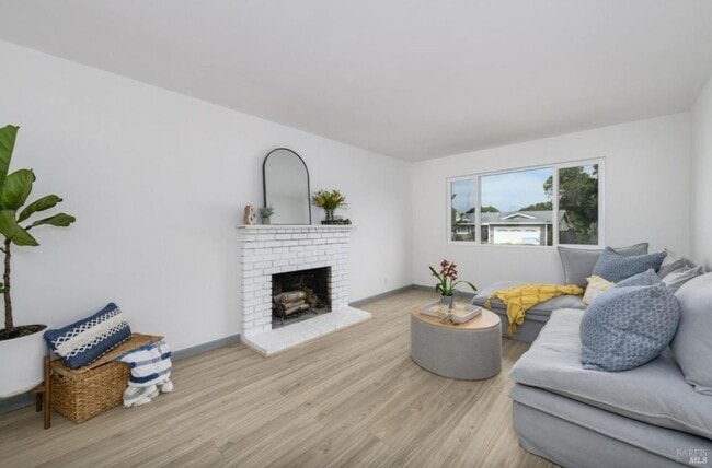 Photo - 200 Saint Olaf Way