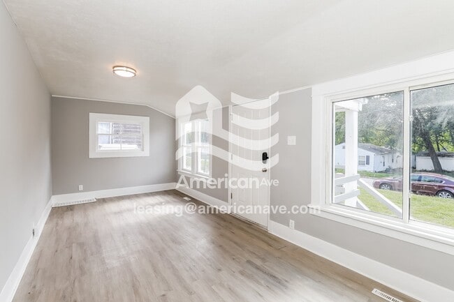 Photo - 3632 Jaynes St