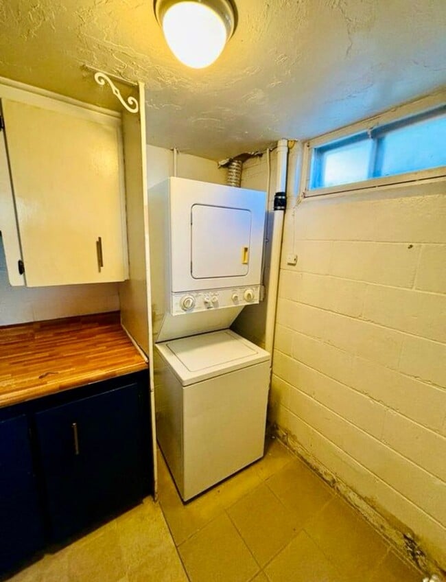 Photo - 723 Stover St Unit 1/2