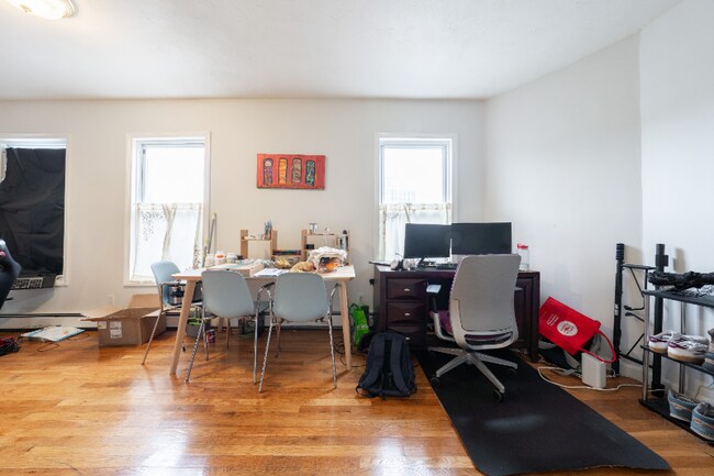 Photo - 309 Elm St Unidad 3