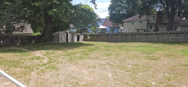Photo - Move in special - Newly Renovated SF in North KC