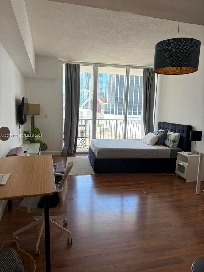 Photo - 1750 N Bayshore Dr Unit # 1216