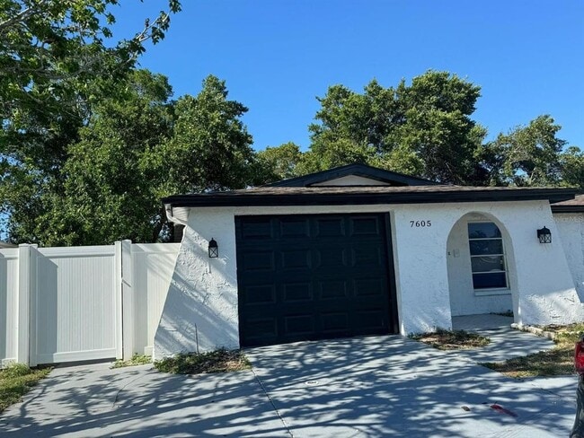 Building Photo - 7605 Embassy Blvd
