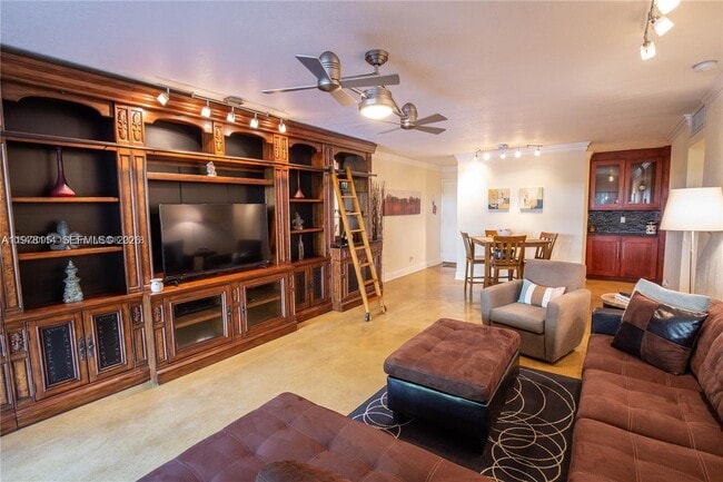 Photo - 1700 SE 15th St Unit 114