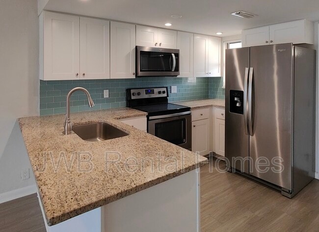 Photo - 1000 3rd St Unit 8C