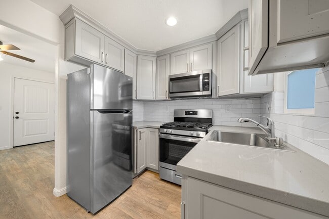 Photo - 96 W Siino Ave Unidad 96