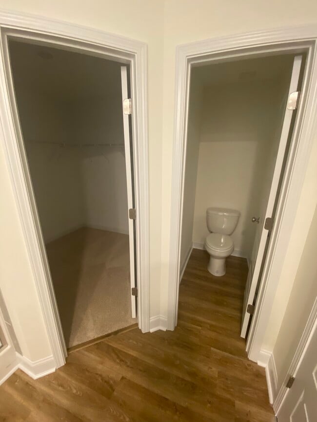 Building Photo - 3862 Blackhills Rd