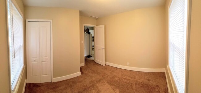 Photo - 26511 Grandmont St