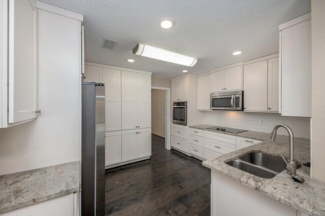 Photo - Upscale West Plano home with great outdoor entertaining