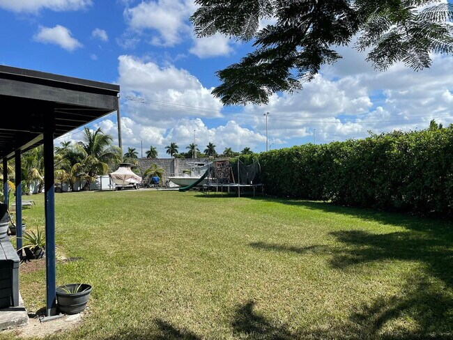 Photo - 11760 SW 35th Terrace