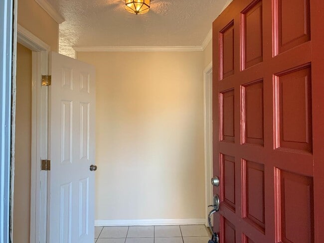 Photo - 13819 Piping Rock Ln