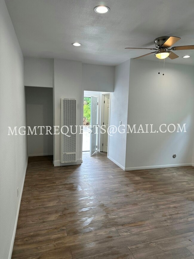 Photo - 555 N La Cadena Dr Unit 5