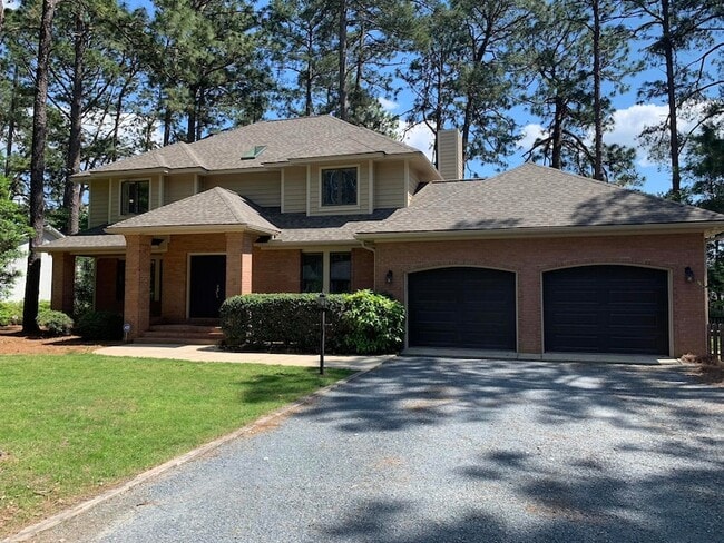 Photo - 3 Montclair Ln